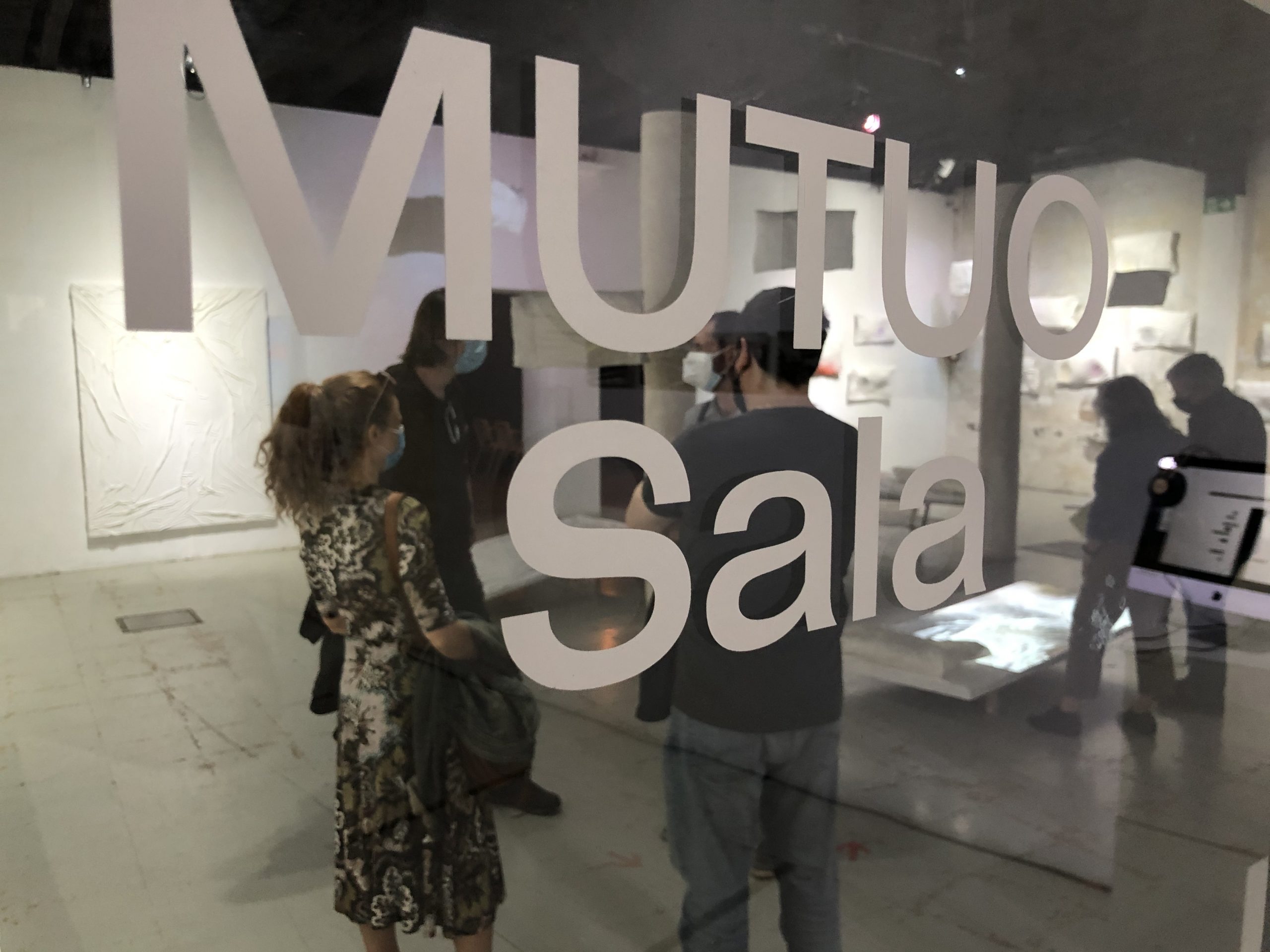 2021 junio / Mutuo Galería / Barcelona / Huellas